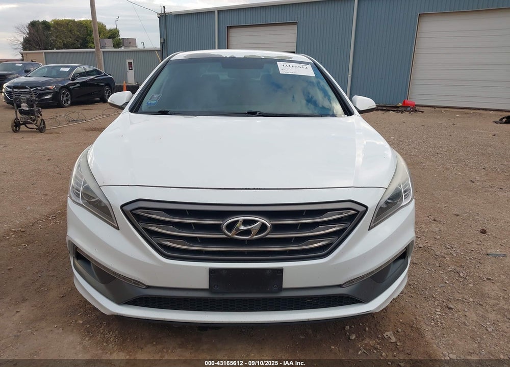 2015 HYUNDAI SONATA VIN: 5NPE34AF6FH138872