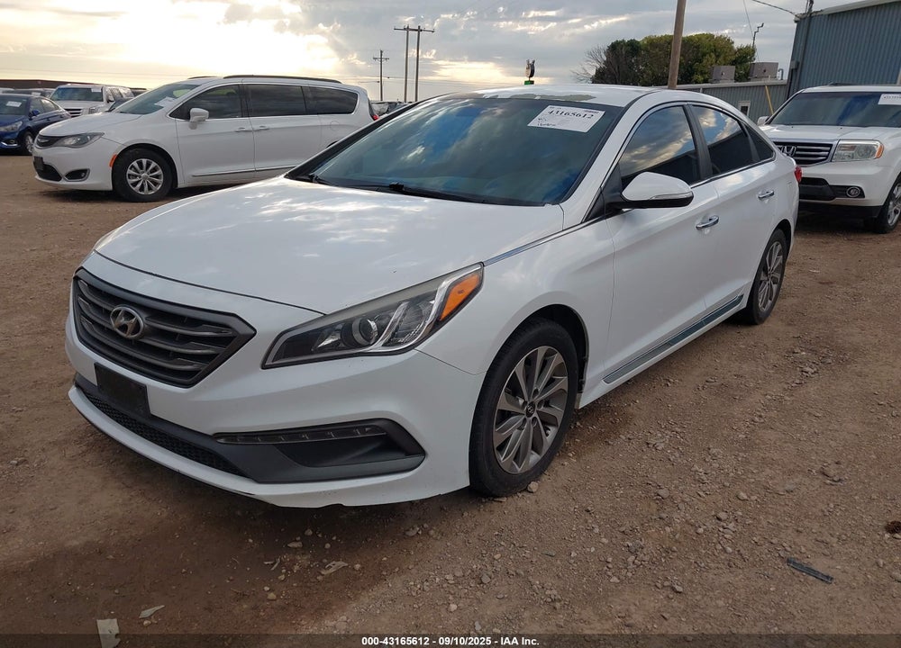 2015 HYUNDAI SONATA VIN: 5NPE34AF6FH138872