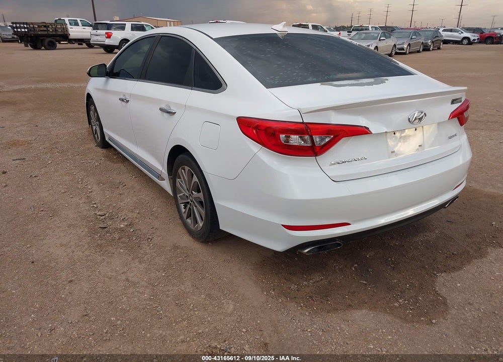 2015 HYUNDAI SONATA VIN: 5NPE34AF6FH138872