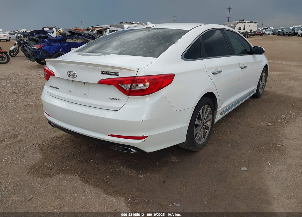2015 HYUNDAI SONATA VIN: 5NPE34AF6FH138872
