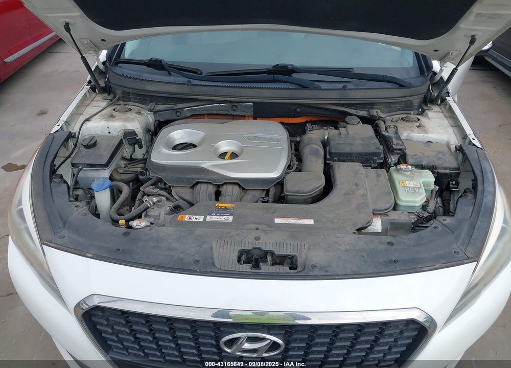 2016 HYUNDAI SONATA HYBRID SE VIN: KMHE24L10GA016355
