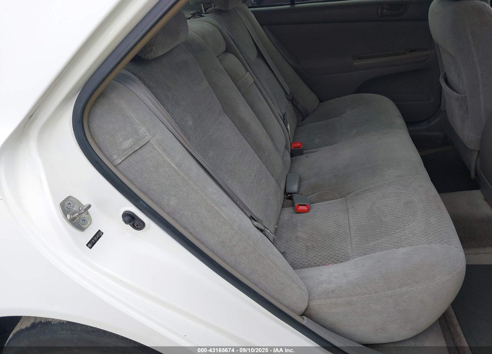 2004 TOYOTA CAMRY LE V6 VIN: 4T1BF32K54U075858