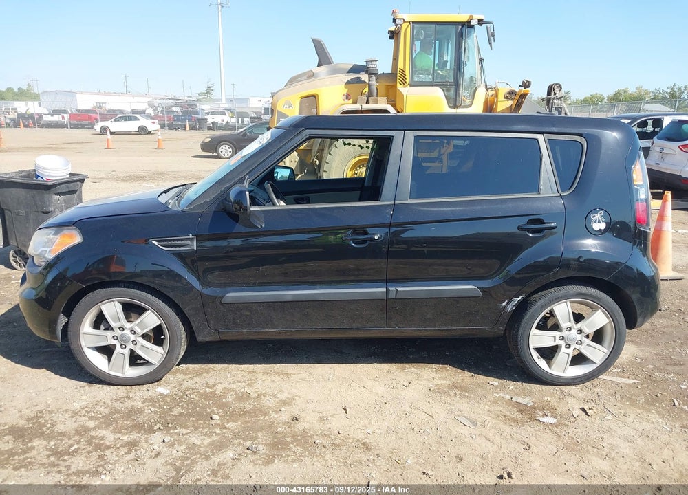 2011 KIA SOUL VIN: KNDJT2A25B7710867