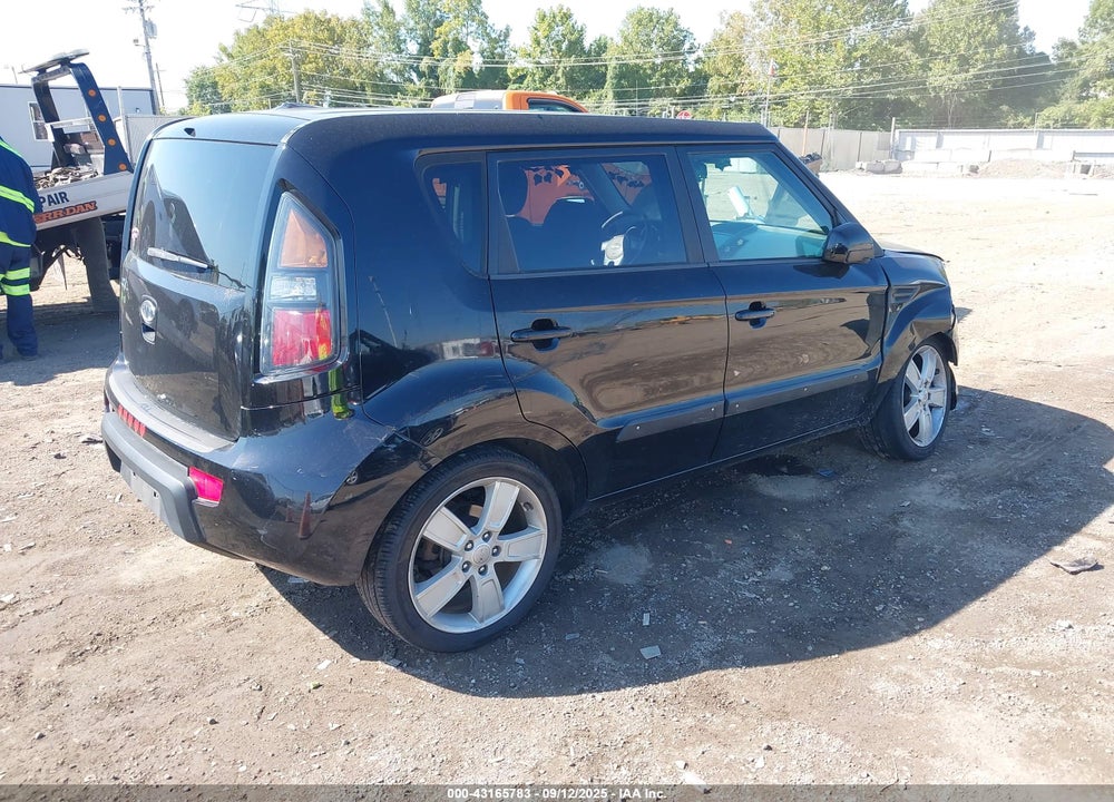 2011 KIA SOUL VIN: KNDJT2A25B7710867