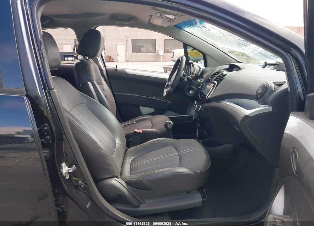 2014 CHEVROLET SPARK 1LT AUTO VIN: KL8CD6S99EC496138