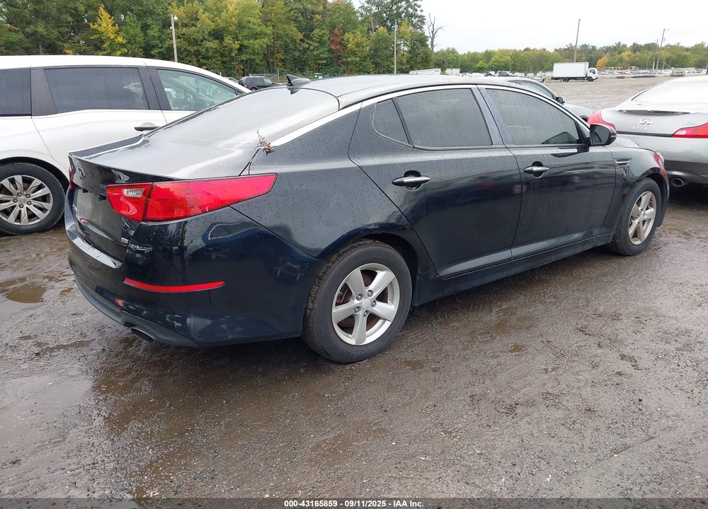 2015 KIA OPTIMA VIN: KNAGM4A76F5653382