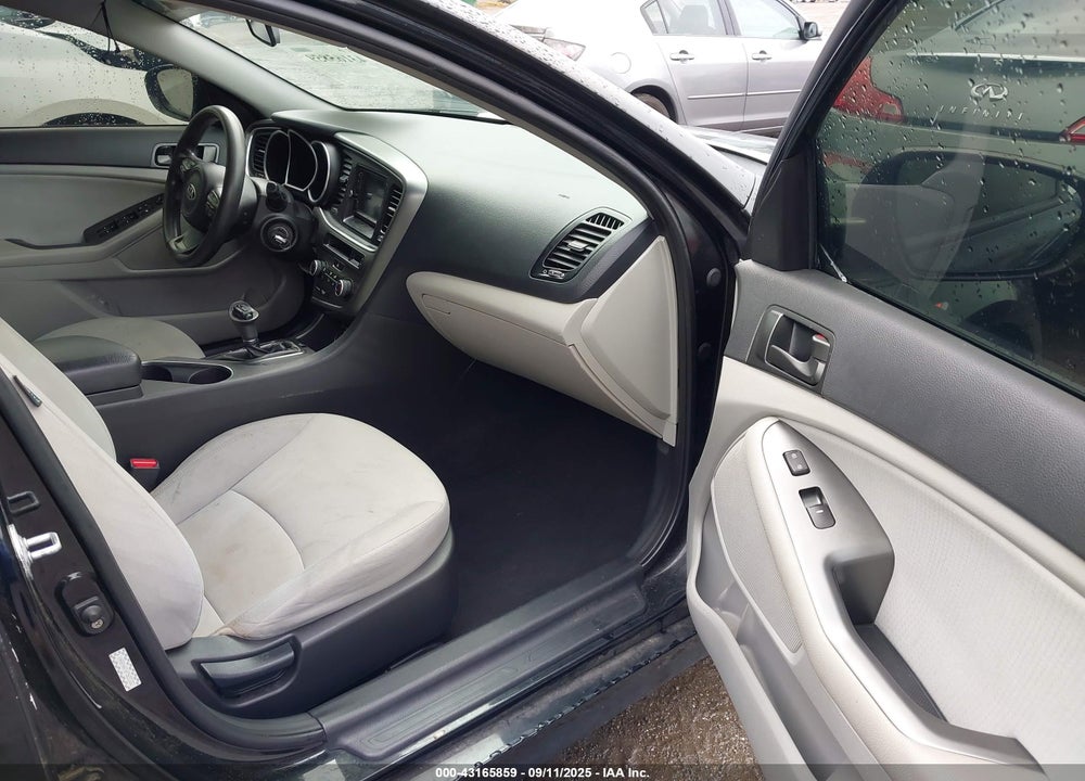 2015 KIA OPTIMA VIN: KNAGM4A76F5653382