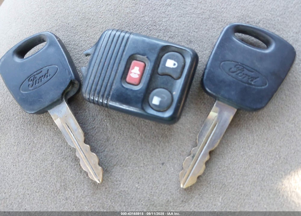 2003 FORD F-150 LARIAT/XL/XLT VIN: 1FTRX18L83NA83613