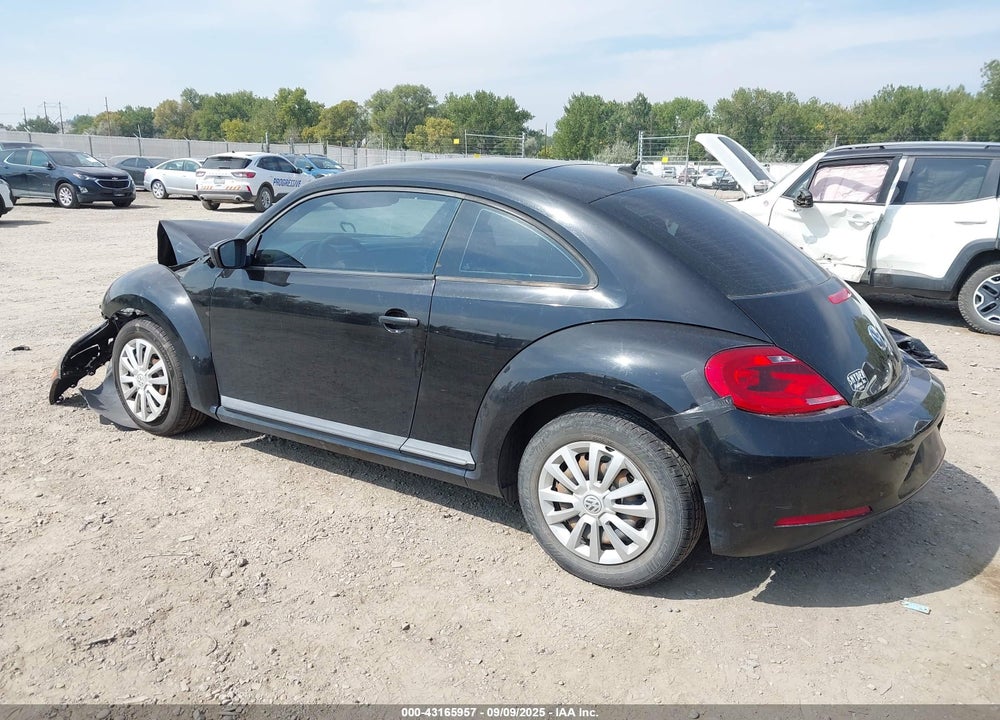 2012 VOLKSWAGEN BEETLE VIN: 3VWFP7AT6CM616534