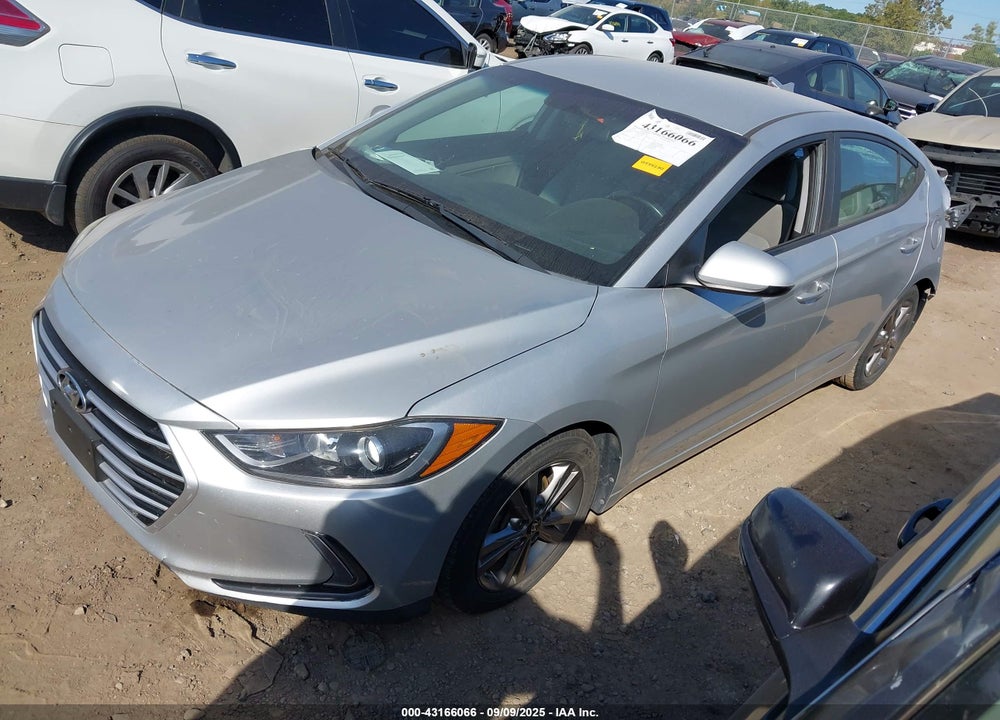 2017 HYUNDAI ELANTRA VIN: 5NPD84LF6HH037750
