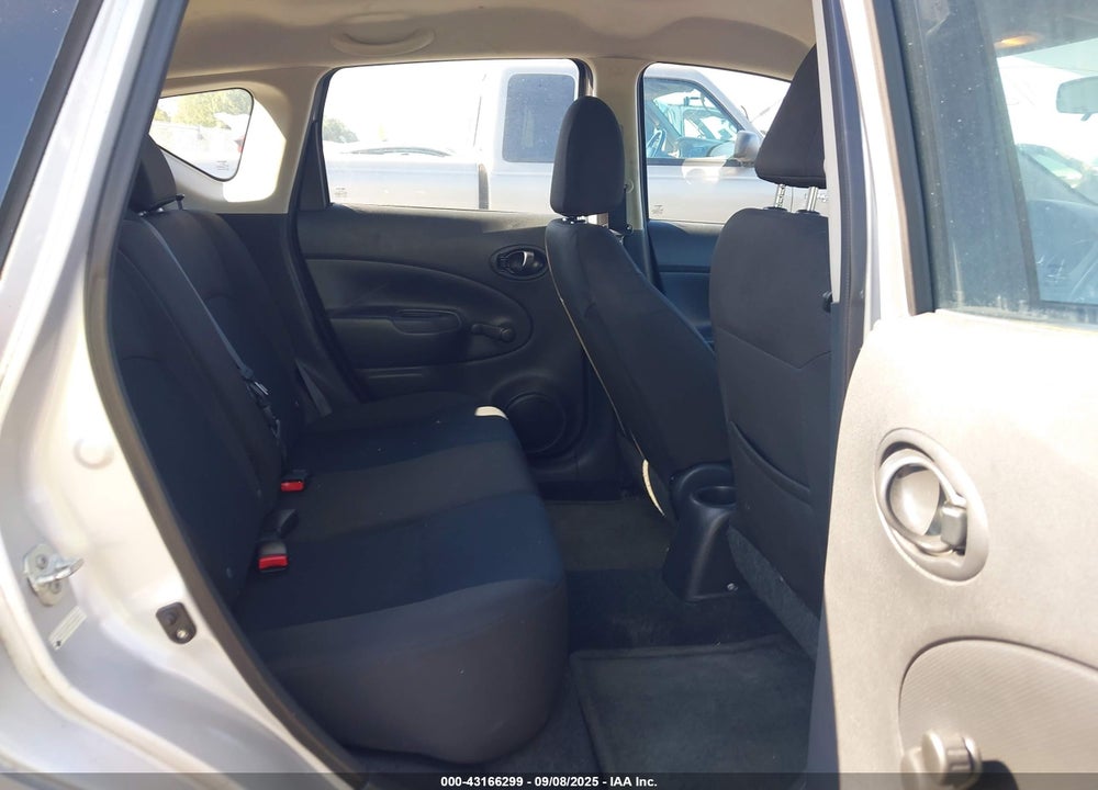 2015 NISSAN VERSA NOTE VIN: 3N1CE2CP1FL448815