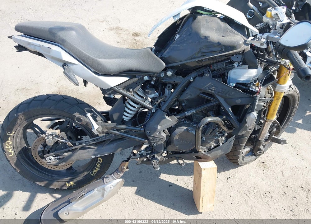 2022 BMW G310 GS VIN: WB30G330XNRA33056