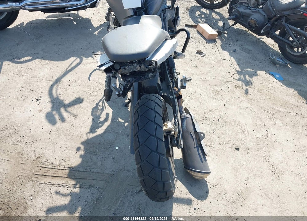 2022 BMW G310 GS VIN: WB30G330XNRA33056