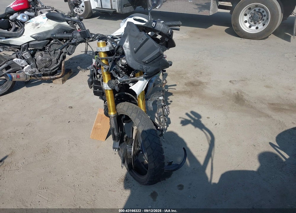 2022 BMW G310 GS VIN: WB30G330XNRA33056