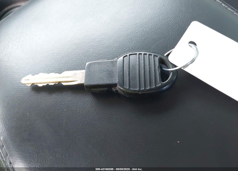 2010 DODGE CHARGER VIN: 2B3CK3CV8AH202695
