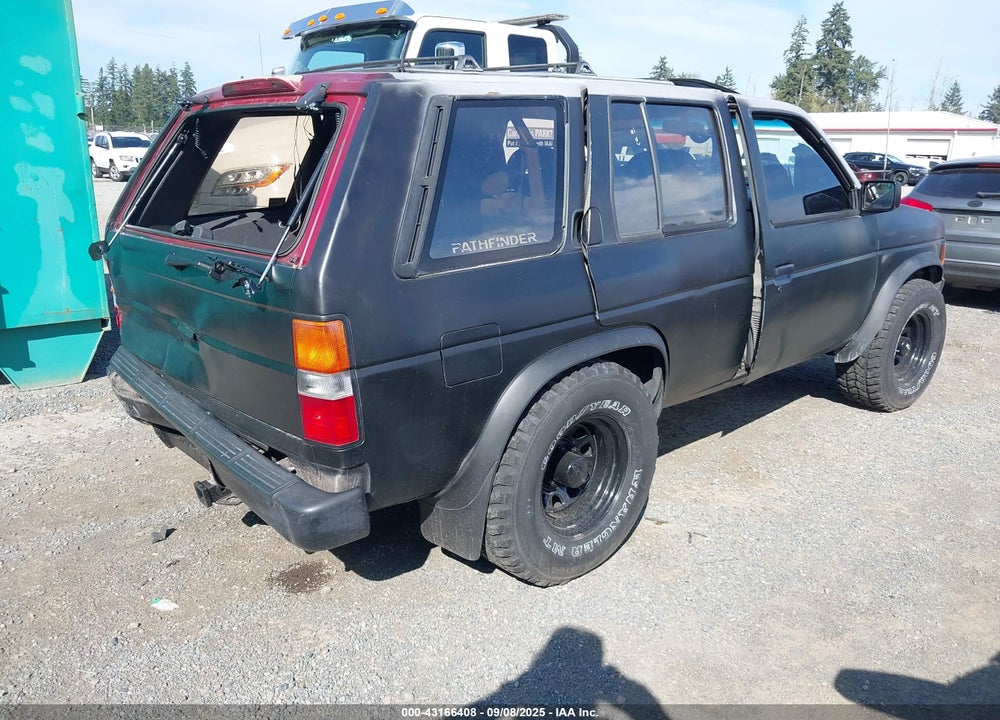 1995 NISSAN PATHFINDER LE/SE/XE VIN: JN8HD17Y8SW058676