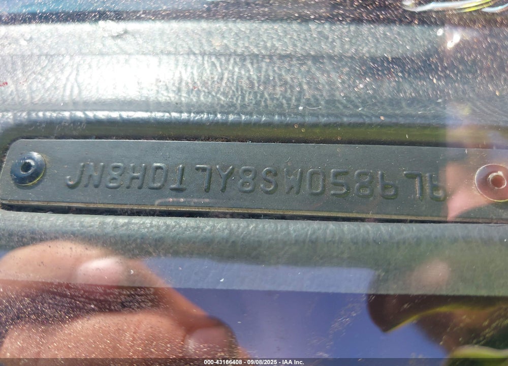 1995 NISSAN PATHFINDER LE/SE/XE VIN: JN8HD17Y8SW058676