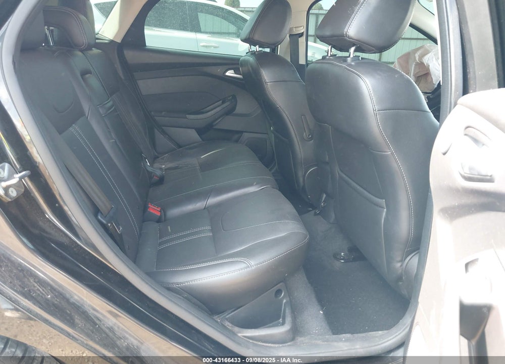 2013 FORD FOCUS VIN: 1FADP3N22DL136861