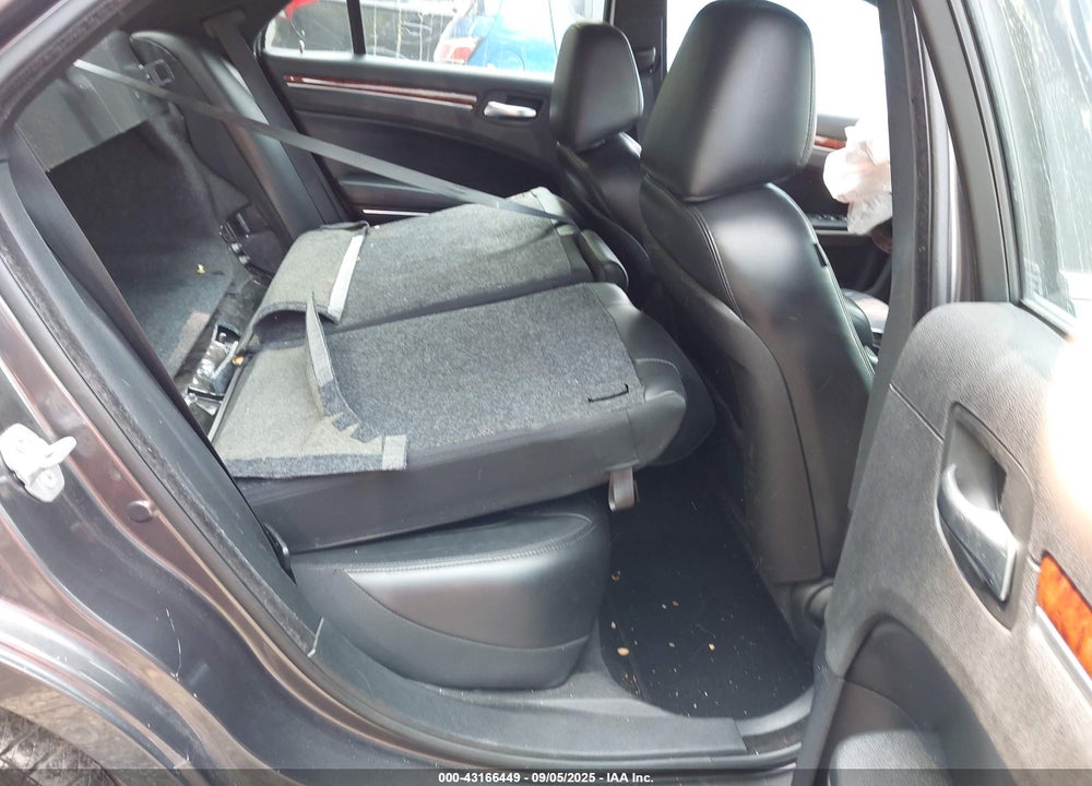 2014 CHRYSLER 300 VIN: 2C3CCAAG1EH376736