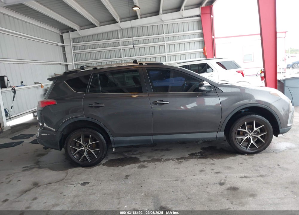 2017 TOYOTA RAV4 VIN: 2T3NFREV4HW339896