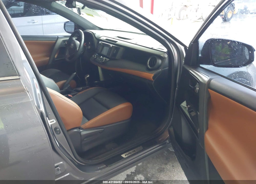 2017 TOYOTA RAV4 VIN: 2T3NFREV4HW339896