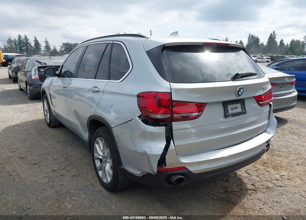 2016 BMW X5 VIN: 5UXKR0C57G0P25769