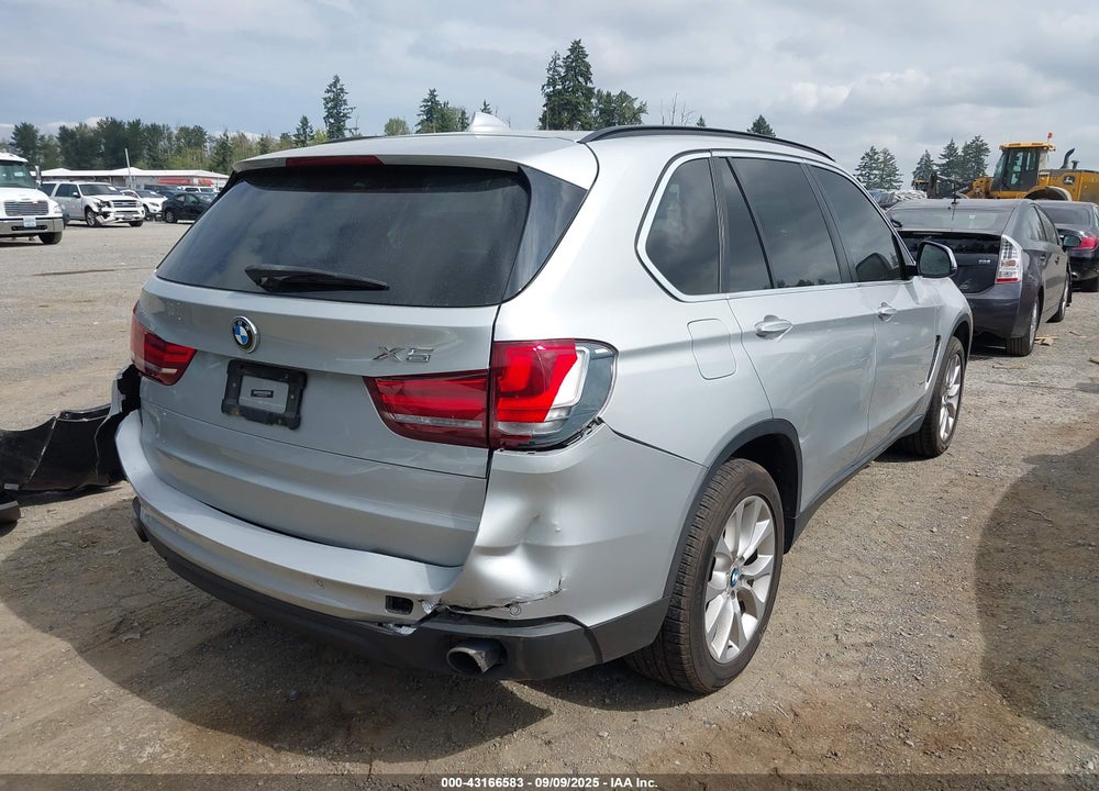 2016 BMW X5 VIN: 5UXKR0C57G0P25769