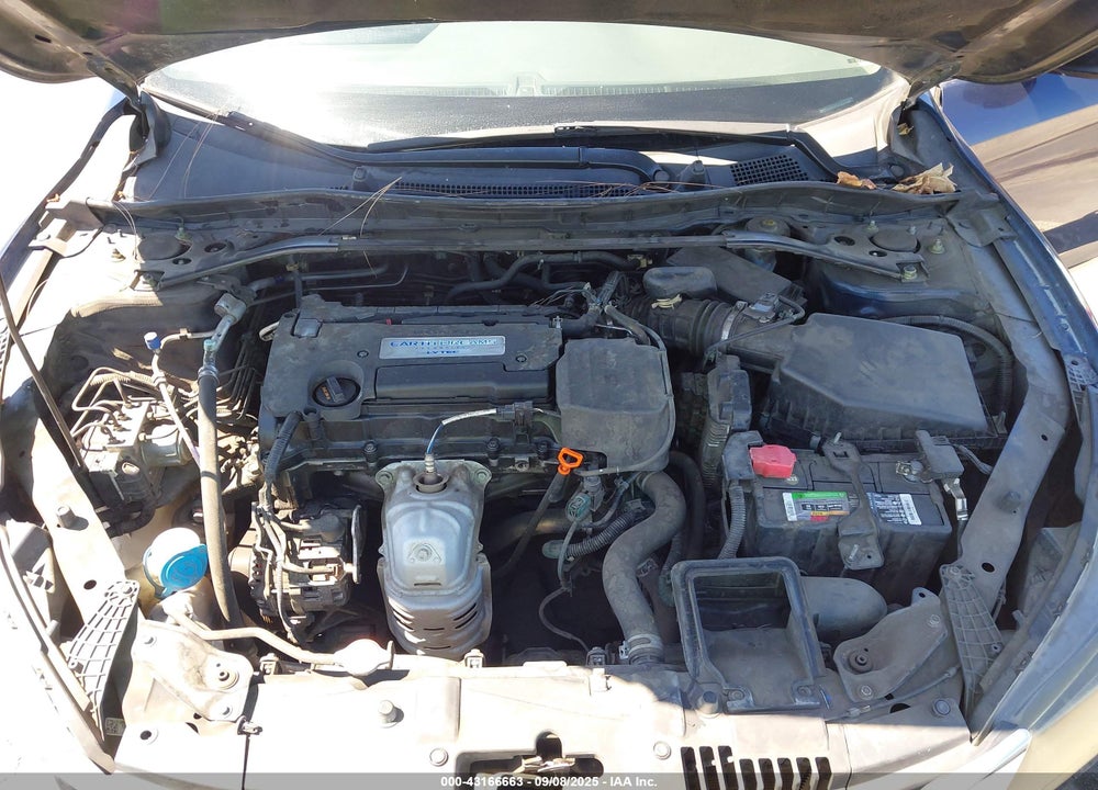 2015 HONDA ACCORD VIN: 1HGCR2F51FA074338