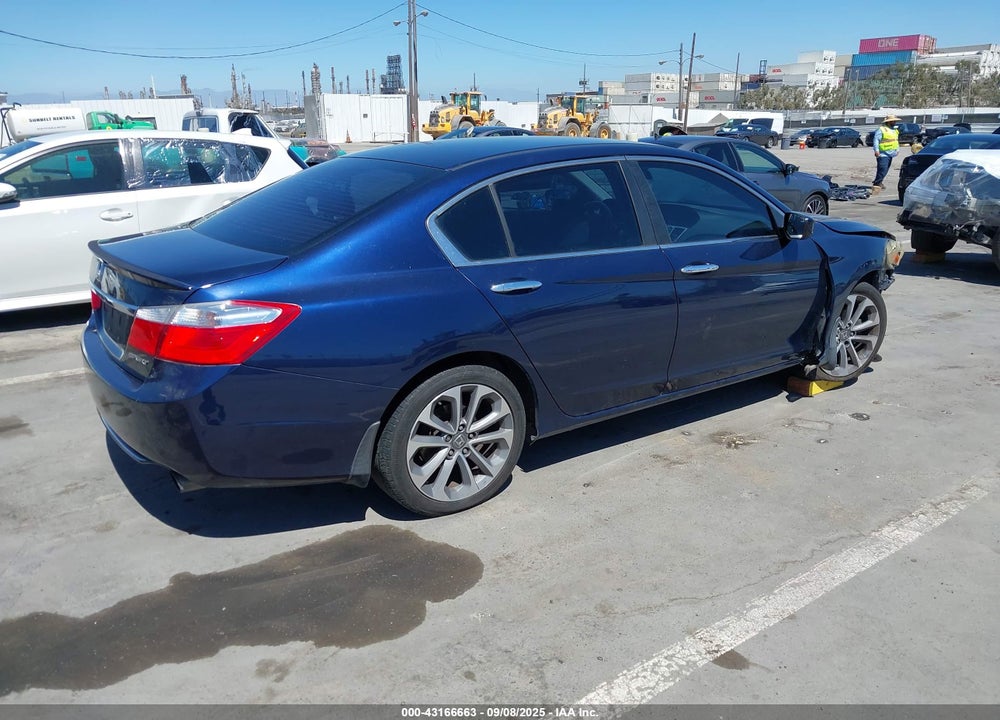 2015 HONDA ACCORD VIN: 1HGCR2F51FA074338