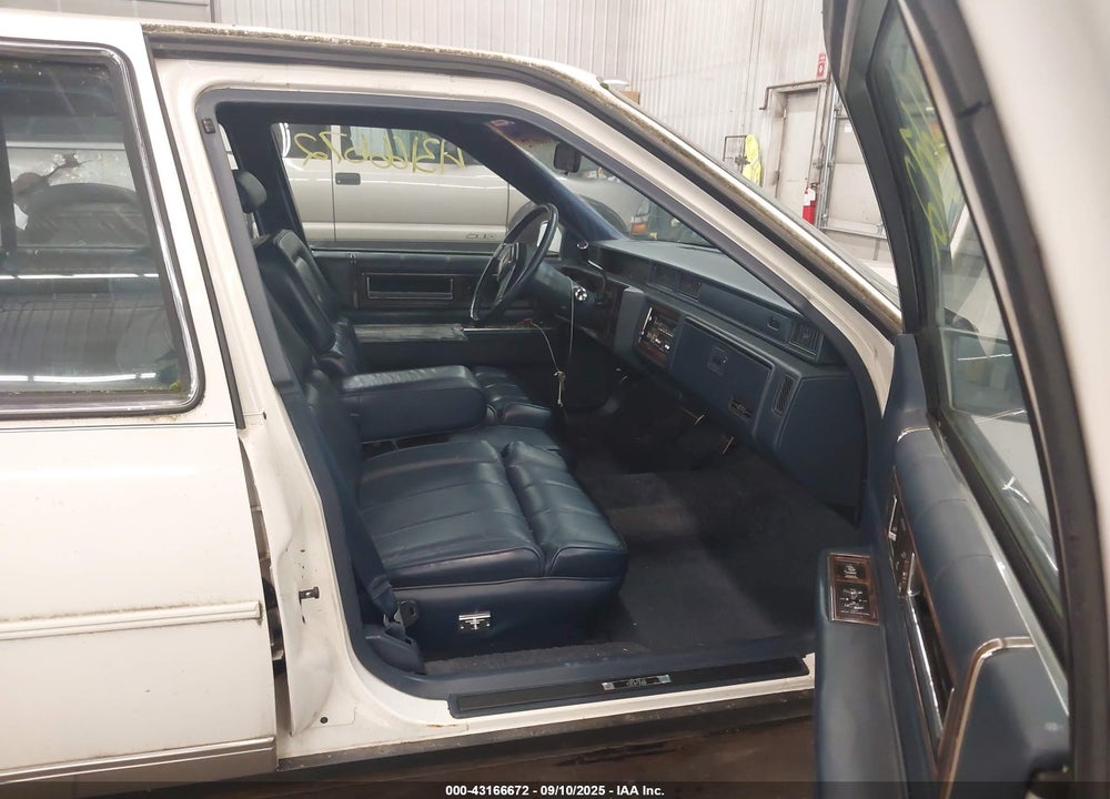 1987 CADILLAC DEVILLE VIN: 1G6CD5181H4204588