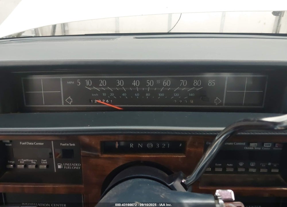 1987 CADILLAC DEVILLE VIN: 1G6CD5181H4204588