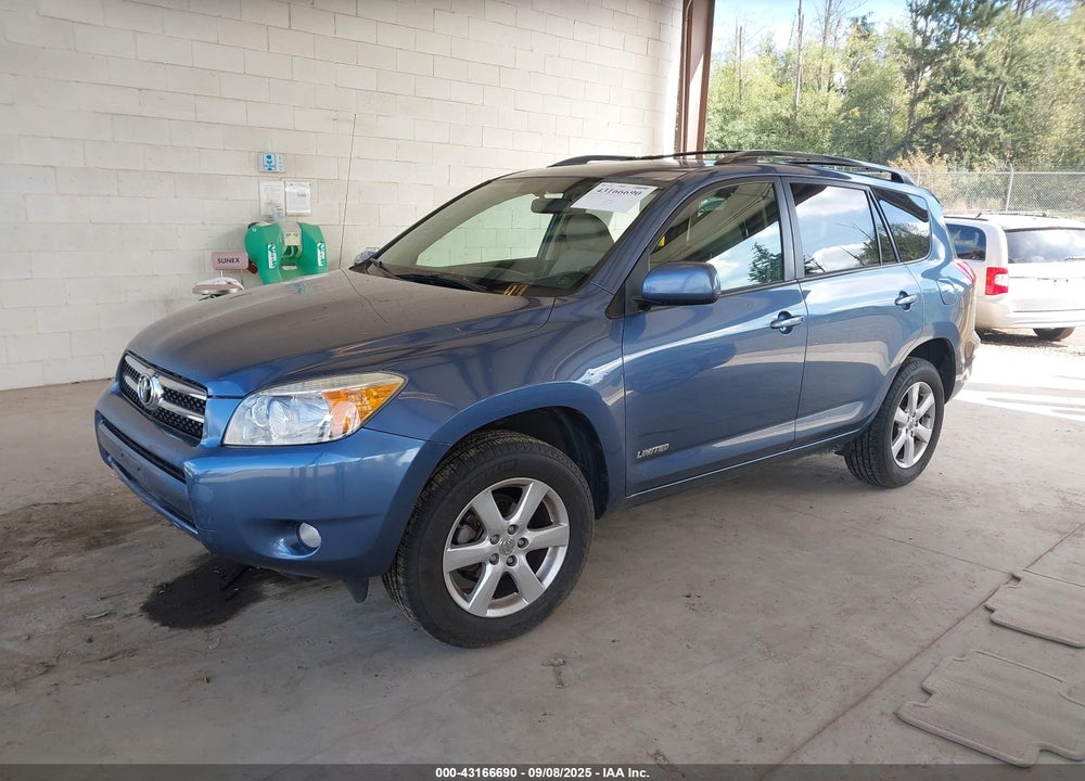 2008 TOYOTA RAV4 LIMITED VIN: JTMBD31V186078711