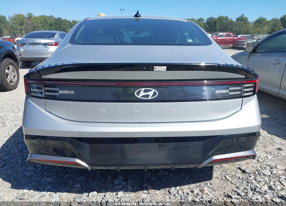 2024 HYUNDAI SONATA VIN: KMHL64JA3RA383820