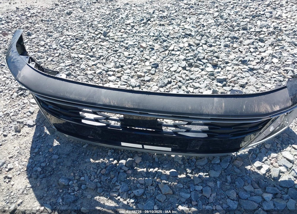 2024 HYUNDAI SONATA VIN: KMHL64JA3RA383820
