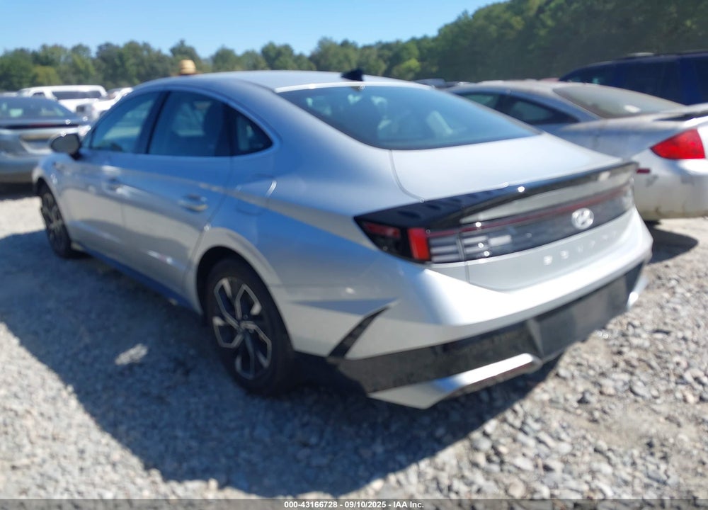 2024 HYUNDAI SONATA VIN: KMHL64JA3RA383820