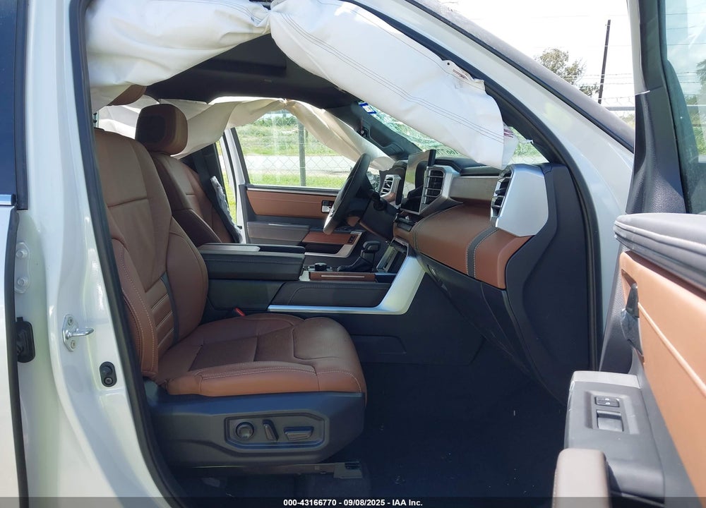 2025 TOYOTA TUNDRA VIN: 5TFMC5DB8SX106983