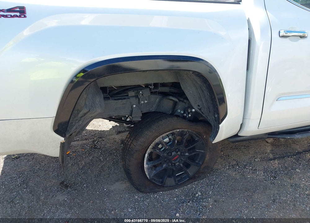 2025 TOYOTA TUNDRA VIN: 5TFMC5DB8SX106983