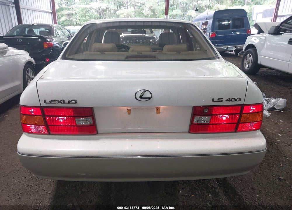 2000 LEXUS LS 400 VIN: JT8BH28F5Y0181581