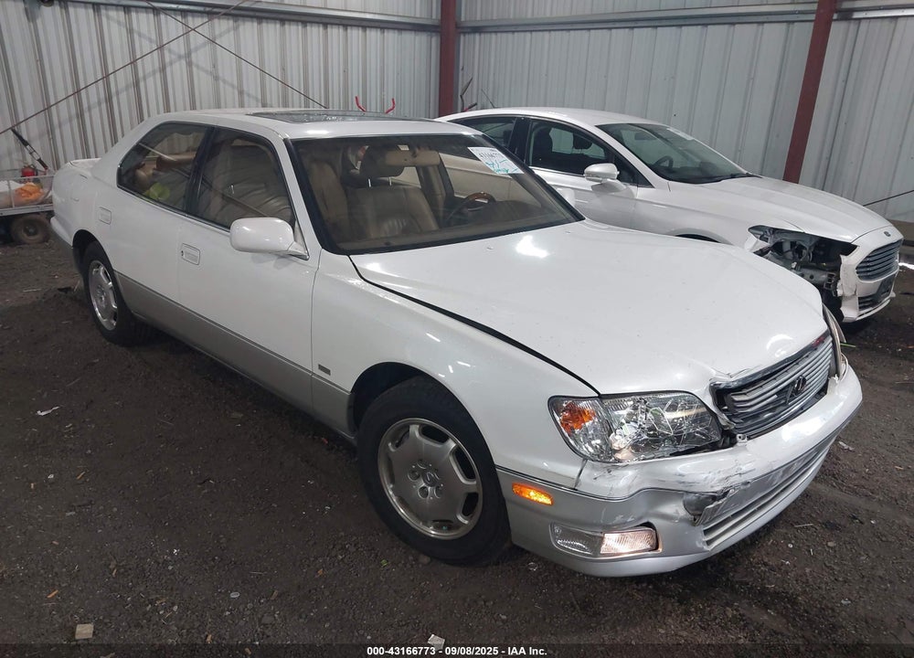 2000 LEXUS LS 400 VIN: JT8BH28F5Y0181581