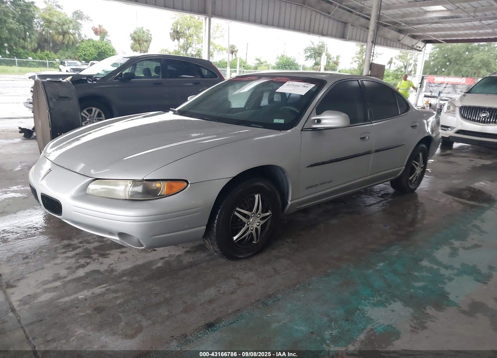 2000 PONTIAC GRAND PRIX SE VIN: 1G2WJ52J5YF172354