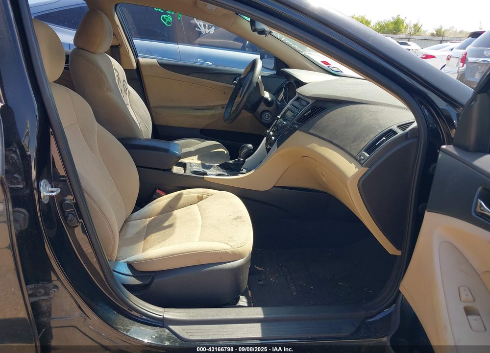 2014 HYUNDAI SONATA VIN: 5NPEB4AC2EH855972