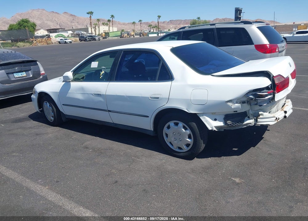 1999 HONDA ACCORD LX VIN: JHMCG5644XC001482