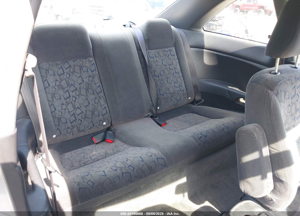 2002 HONDA CIVIC EX VIN: 1HGEM22922L011036