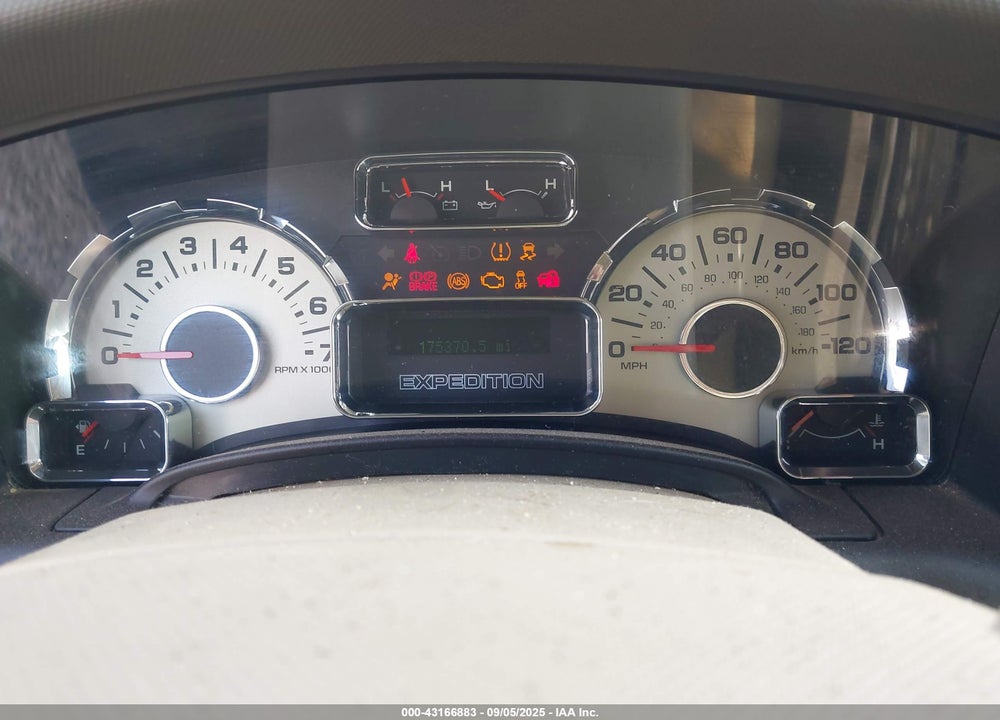 2012 FORD EXPEDITION VIN: 1FMJK1H5XCEF06877