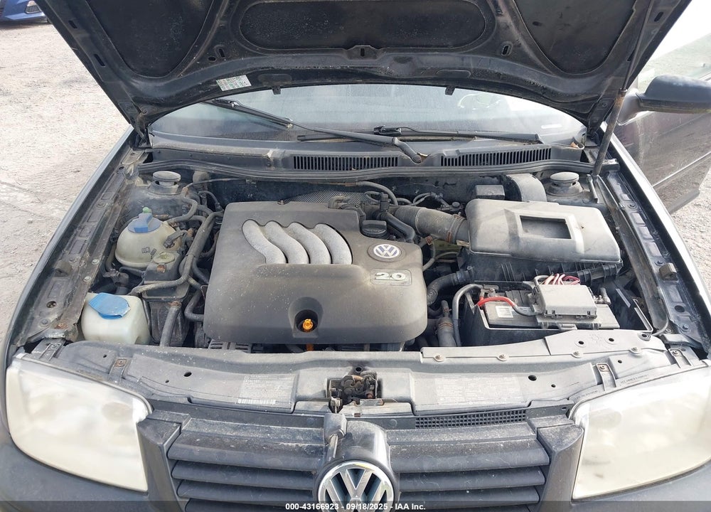 2000 VOLKSWAGEN JETTA GLS VIN: 3VWSC29MXYM174066