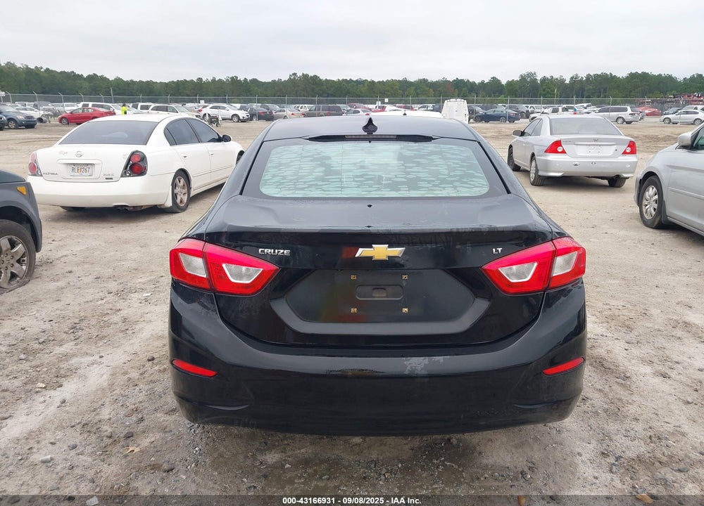2018 CHEVROLET CRUZE VIN: 1G1BE5SM2J7139782