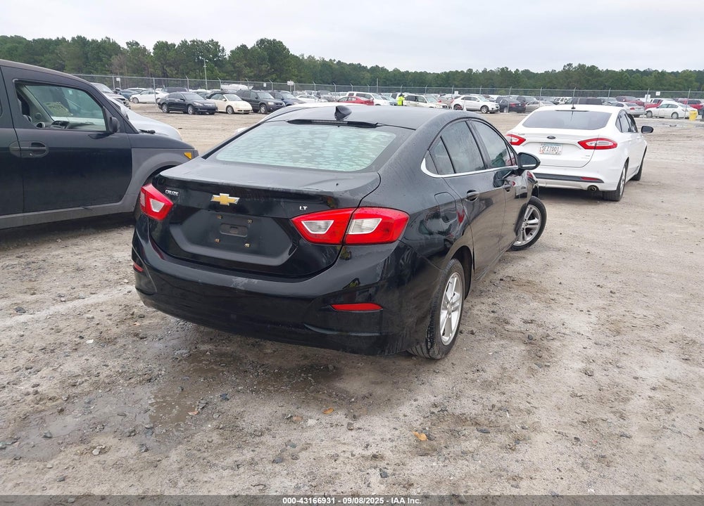 2018 CHEVROLET CRUZE VIN: 1G1BE5SM2J7139782