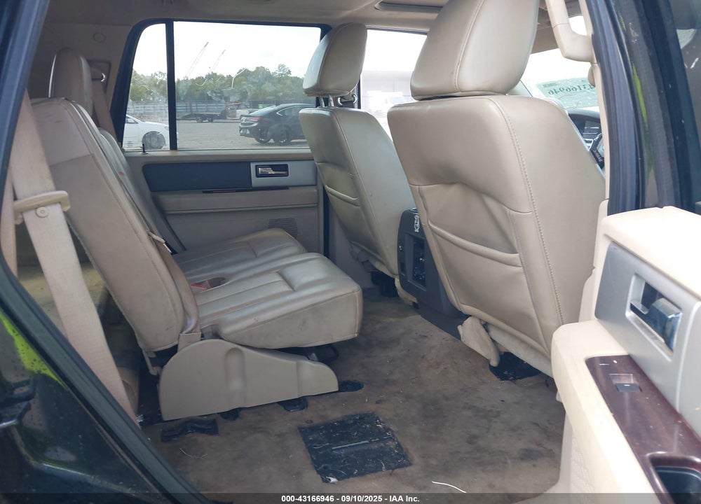 2011 FORD EXPEDITION VIN: 1FMJU1J57BEF40181