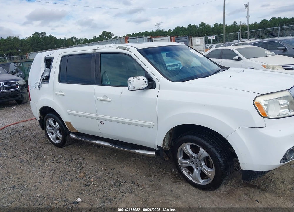 2012 HONDA PILOT VIN: 5FNYF3H52CB041061