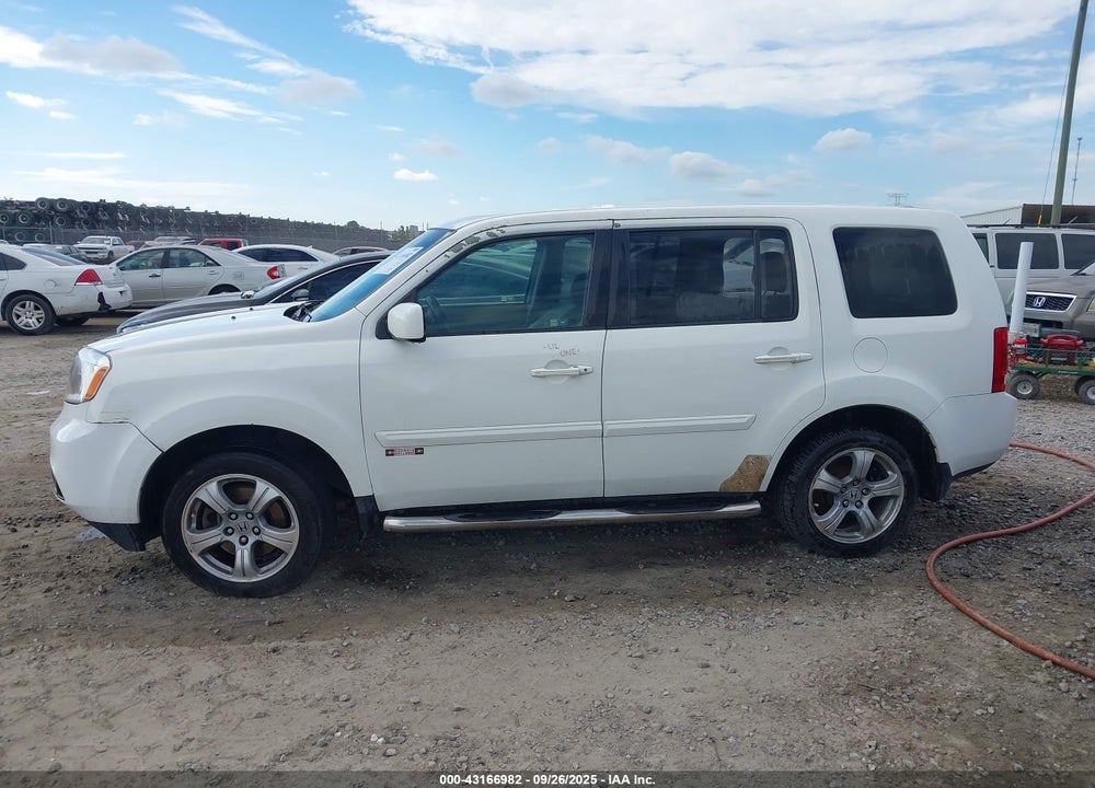 2012 HONDA PILOT VIN: 5FNYF3H52CB041061